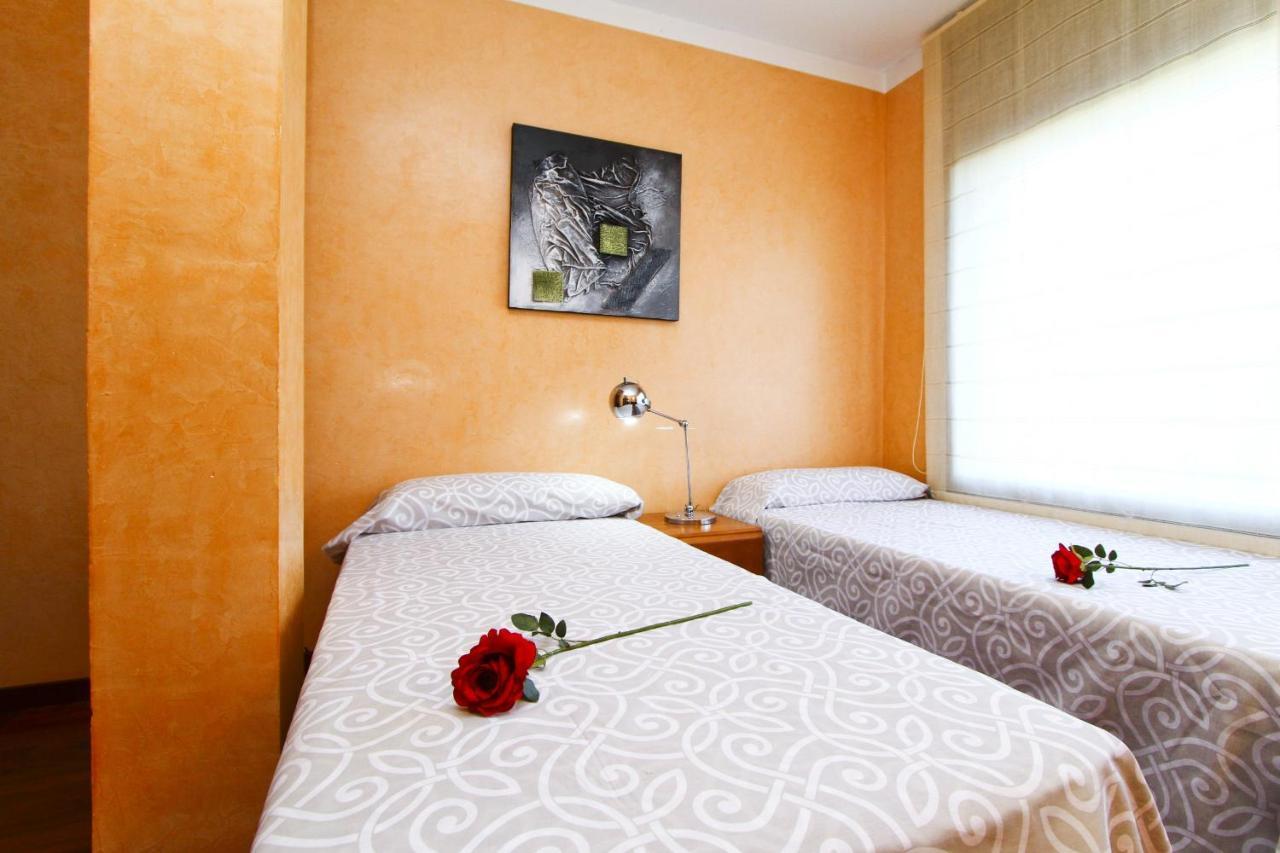 New Play Lake Villa Salou Exterior foto